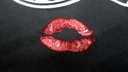 Lips Podkr-01sm.jpg