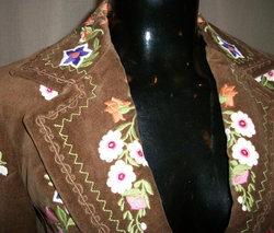 VINTAGE 70's STYLE FLORAL EMBROIDERED VELVET BLAZER1.JPG