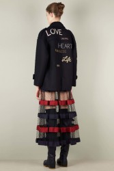 _127922977_02redvalentino.jpg
